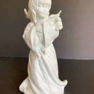 Kaiser W Germany - Figurine Standing Angel W/Lamb